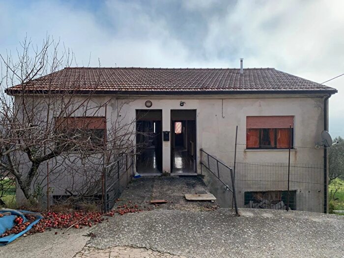 Casa con 8 locali in vendita in Via Fonte La Pietra Civitanova del Sannio Isernia, Civitanova Del Sannio