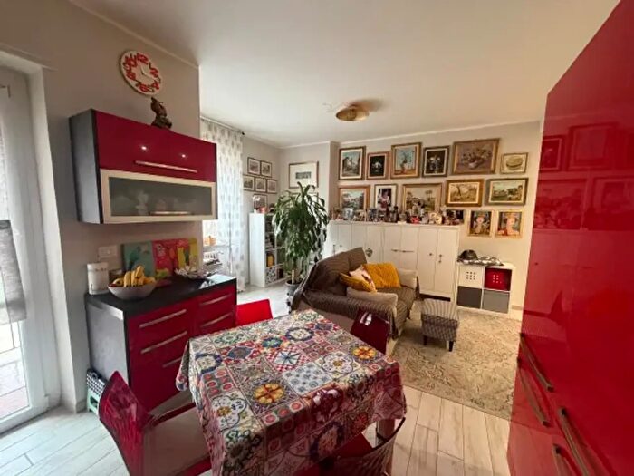 Appartamento trilocale in vendita in Via Filippo Corridoni, Asti