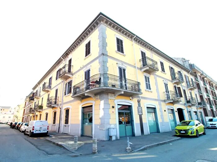 Appartamento trilocale in vendita in Via Pontida, Novara