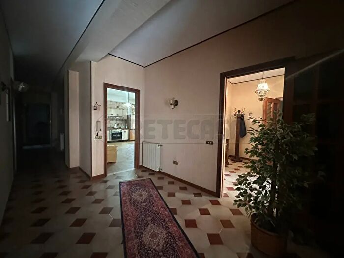 Casa con 15 locali in vendita in Mazara Del Vallo