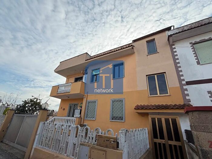 Appartamento trilocale in vendita in Via Valderoa, Fiumicino