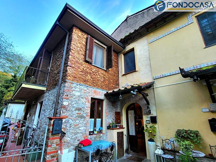 Appartamento quadrilocale in vendita in Sandro Pertini, Camaiore