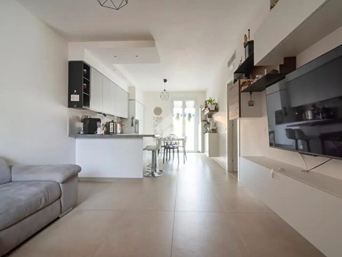 Appartamento trilocale in vendita in Via Salerno, Conversano