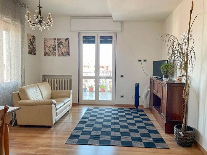 Appartamento bilocale in vendita in Via Giovanni Scarabelli, Voghera