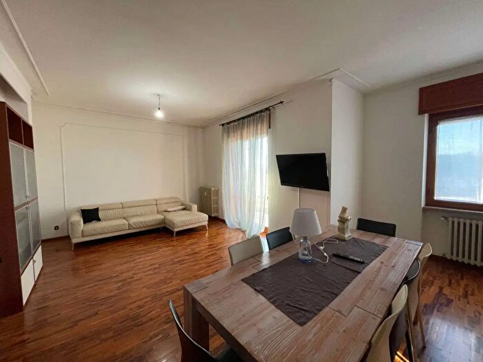 Appartamento con 5 locali in vendita in Nizza Monferrato