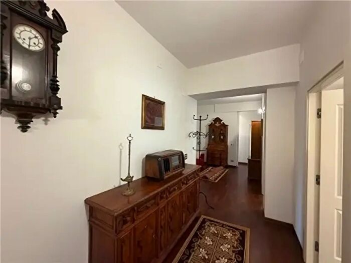 Appartamento con 5 locali in affitto in Firenze