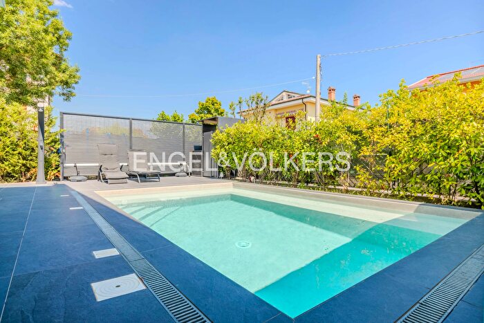 Casa con 7 locali in vendita in Via dei Martiri, San Giovanni In Persiceto