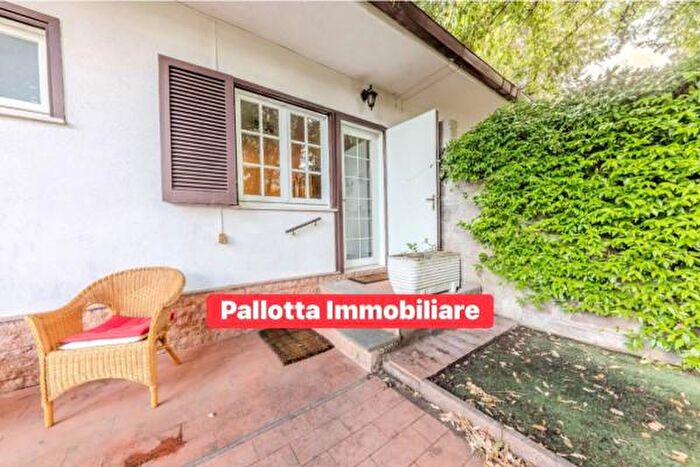 Casa trilocale in vendita in Via delle Felci, Valentano