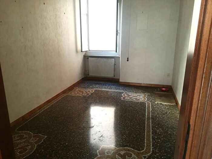 Appartamento quadrilocale in vendita in Via Stefano Rivarola, Genova