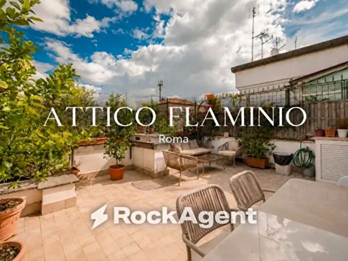 Appartamento trilocale in vendita in Via Giuseppe Sacconi, Roma