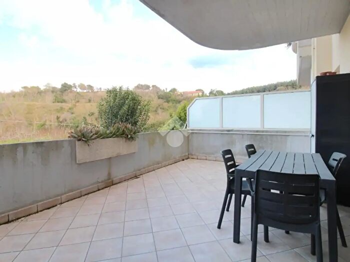 Appartamento trilocale in vendita in Viale Europa, Ortona