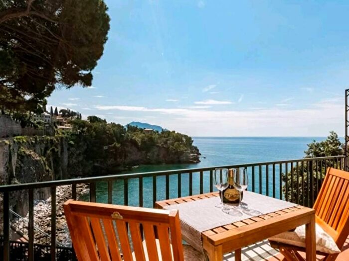 Appartamento monolocale in affitto in Via Privata Chiappa, Centro, Pieve Ligure