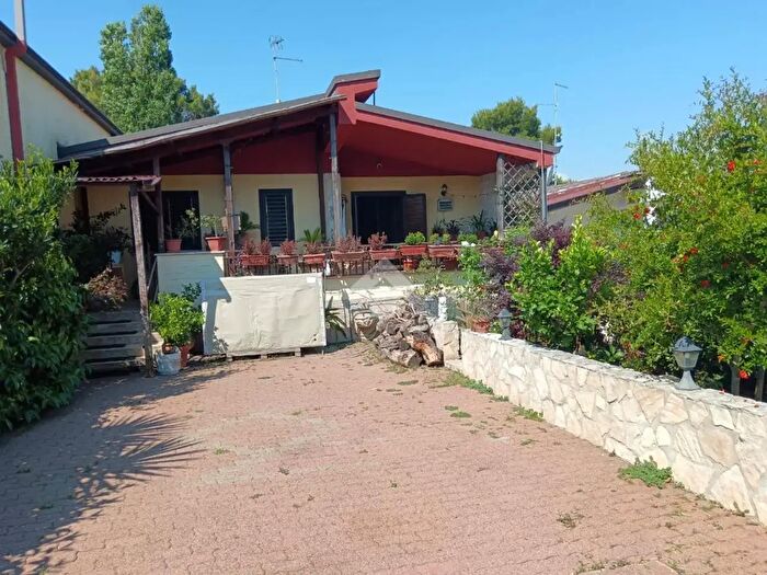 Casa trilocale in vendita in Contrada Fraddiavolo Lotto, Cassano Delle Murge