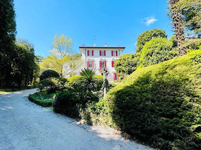 Appartamento bilocale in affitto in Via Regina, Cernobbio