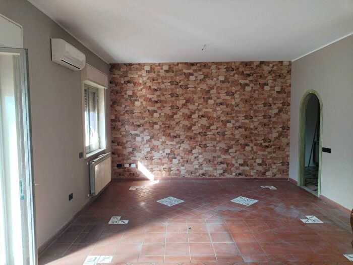 Appartamento quadrilocale in affitto in VIA GRAMSCI, Centro, Gravina di Catania