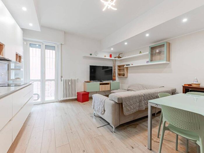 Appartamento trilocale in affitto in Via Don Giovanni Verità, Bovisa, Milano