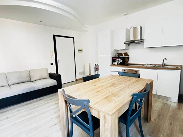 Appartamento bilocale in affitto in Levate