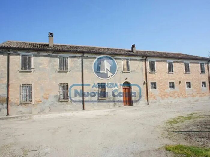 Casa con 6 locali in vendita in Carraia Vangaticcio, Ravenna