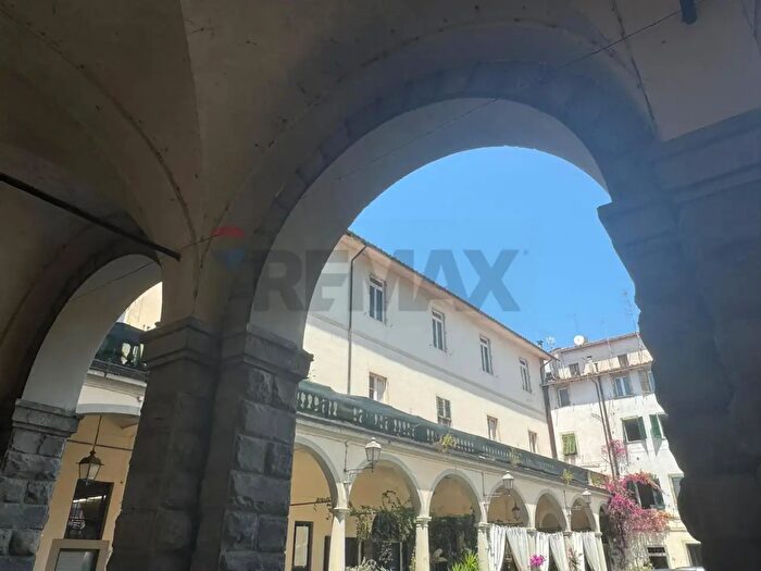 Appartamento monolocale in vendita in Pescia