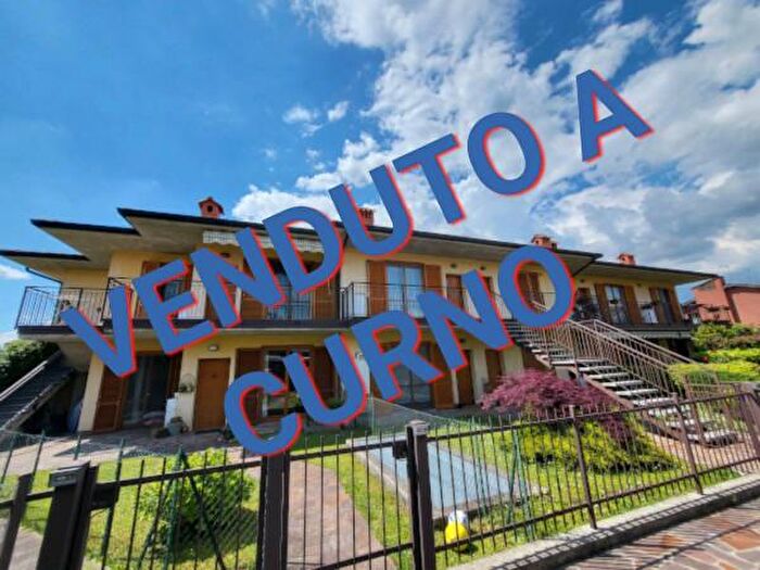 Appartamento trilocale in vendita in Curno