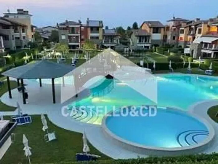 Appartamento trilocale in affitto in Via San Giovanni Bosco, Sirmione