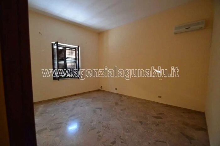 Casa quadrilocale in vendita in Via Val di Mazara, Mazara Del Vallo