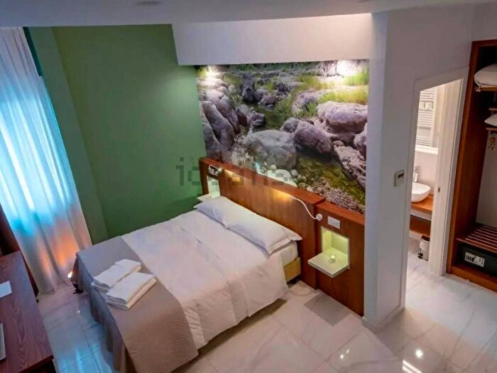 Appartamento con 5 locali in affitto in Via San Pardo, Centro, Matera