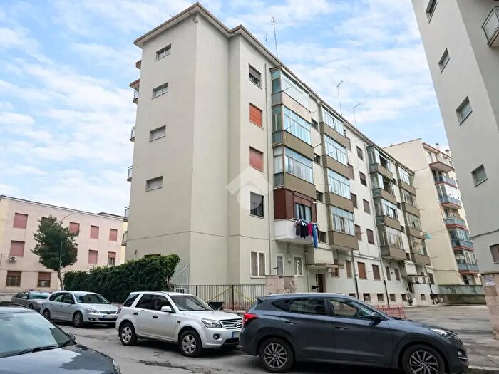 Appartamento trilocale in vendita in Via Vincenzo Dattoli, Foggia