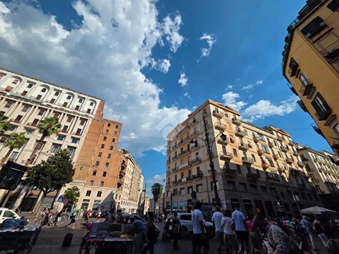Appartamento bilocale in vendita in Vico Vacche a San Liborio, Napoli