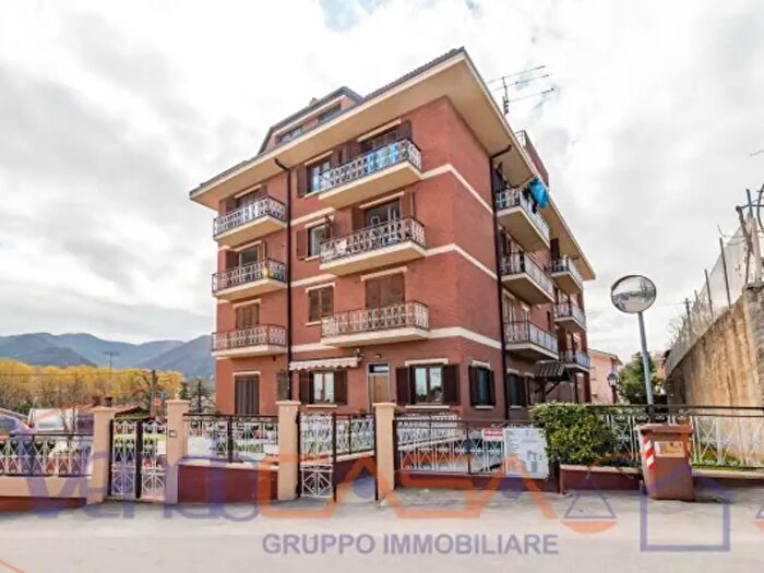 Casa trilocale in vendita in Via Picco Chiotti, Dronero