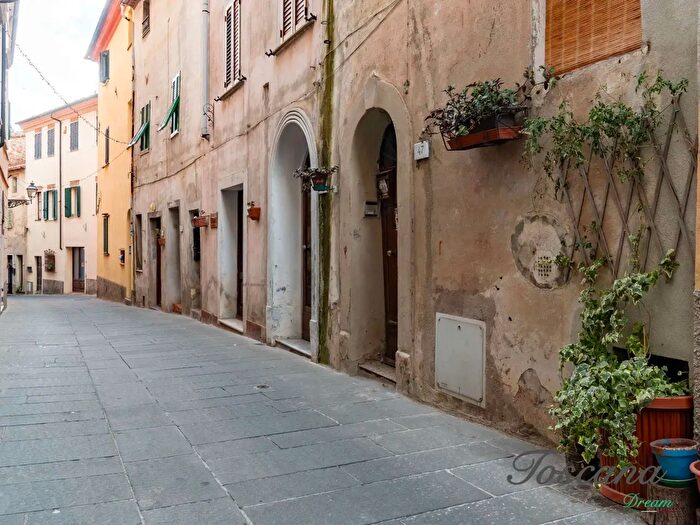 Appartamento quadrilocale in vendita in Monterotondo Marittimo