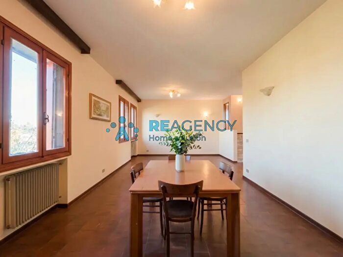 Casa con 5 locali in vendita in Via Albereria, Bressanvido