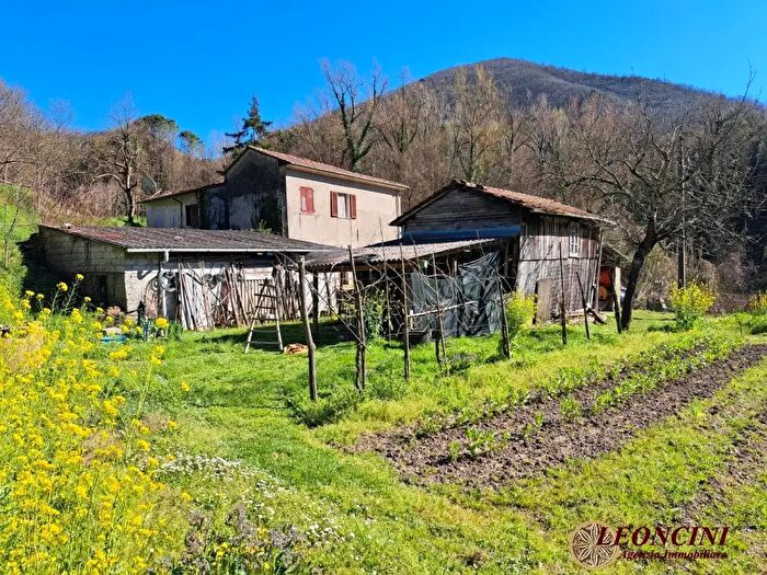 Casa con 9 locali in vendita in Via Novegino, Podenzana