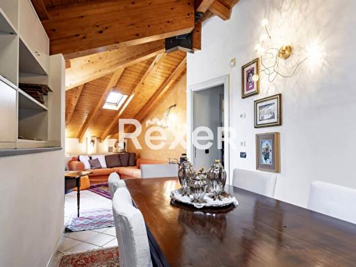 Appartamento trilocale in vendita in Via Mentana, Bergamo