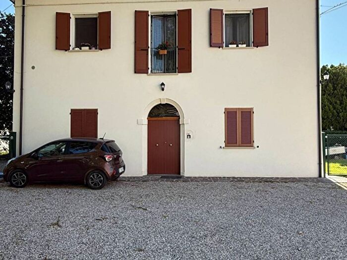 Appartamento quadrilocale in affitto in Via Zenzalino Nord, Il Casino, Budrio