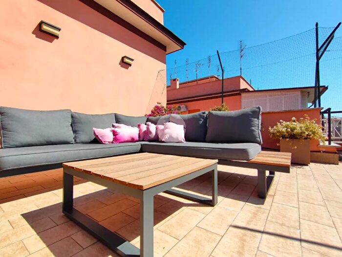 Appartamento bilocale in vendita in Via Francesco dOvidio, Roma