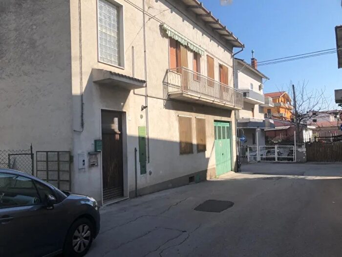 Appartamento con 10 locali in vendita in San Salvo