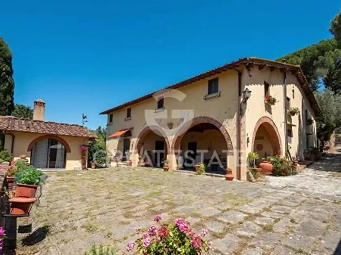 Casa con 6 locali in vendita in Via Alessandro Manzoni, Scandicci