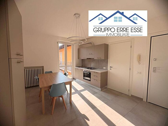 Appartamento bilocale in affitto in Piazza Roma, Centro, Guarene