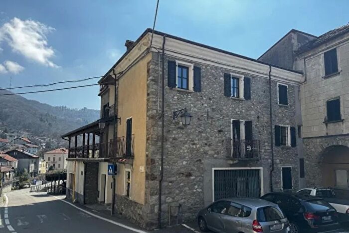 Casa in vendita in Via Roma Nomaglio To, Nomaglio