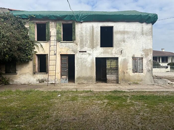 Casa bilocale in vendita in Via Cappella, Campodarsego