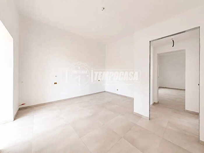Casa trilocale in vendita in Via Sandalo, Lecce