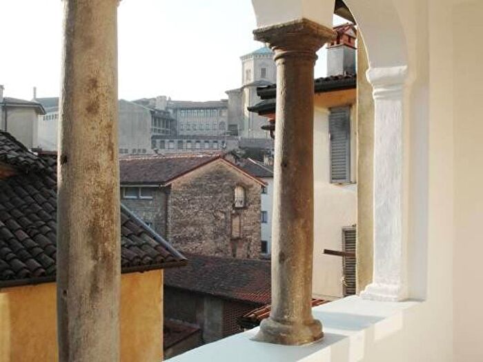 Appartamento trilocale in affitto in Città Alta, Bergamo