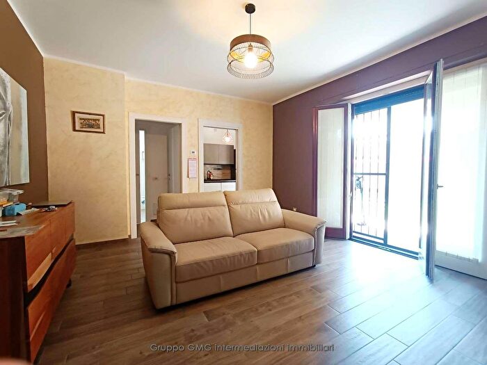 Appartamento trilocale in vendita in Via Clemente Alberti, Carugate