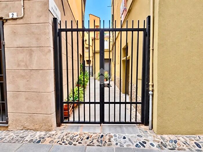 Appartamento bilocale in vendita in Vico Porcero, Albenga
