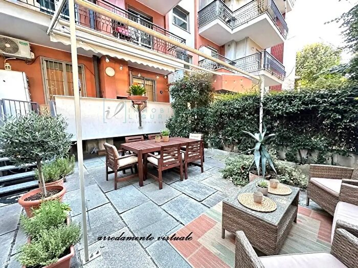 Appartamento bilocale in vendita in Via Bologna, Albenga