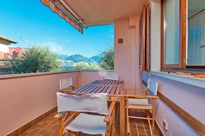 Appartamento bilocale in vendita in Via Giardino, Brenzone