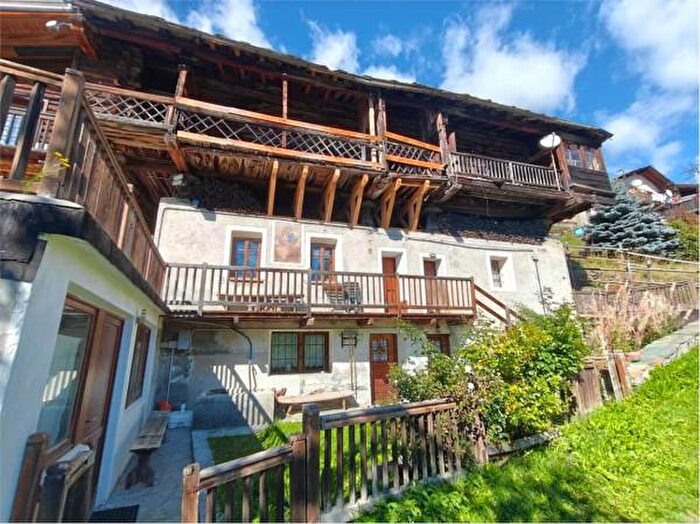 Appartamento trilocale in vendita in Antagnod, Ayas