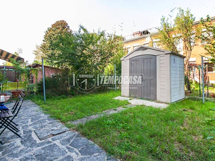 Case in Vendita e in Affitto - 2