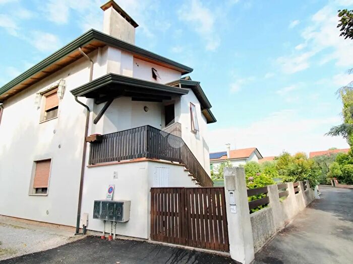 Casa con 5 locali in vendita in Via Paolo Veronese, Jesolo